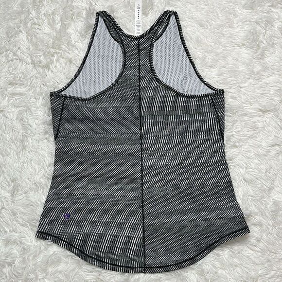 Lululemon Base Pace Ribbed Tank in Time Warp Alpine White Black Size 8 Rare - Picture 10 of 12